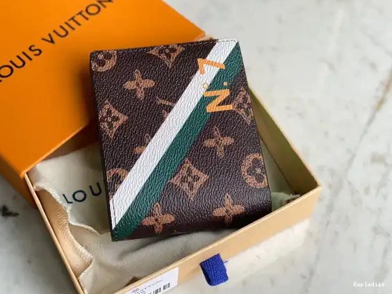 Cheap MULTIPLE LOUIS VUITTON WALLET 0513